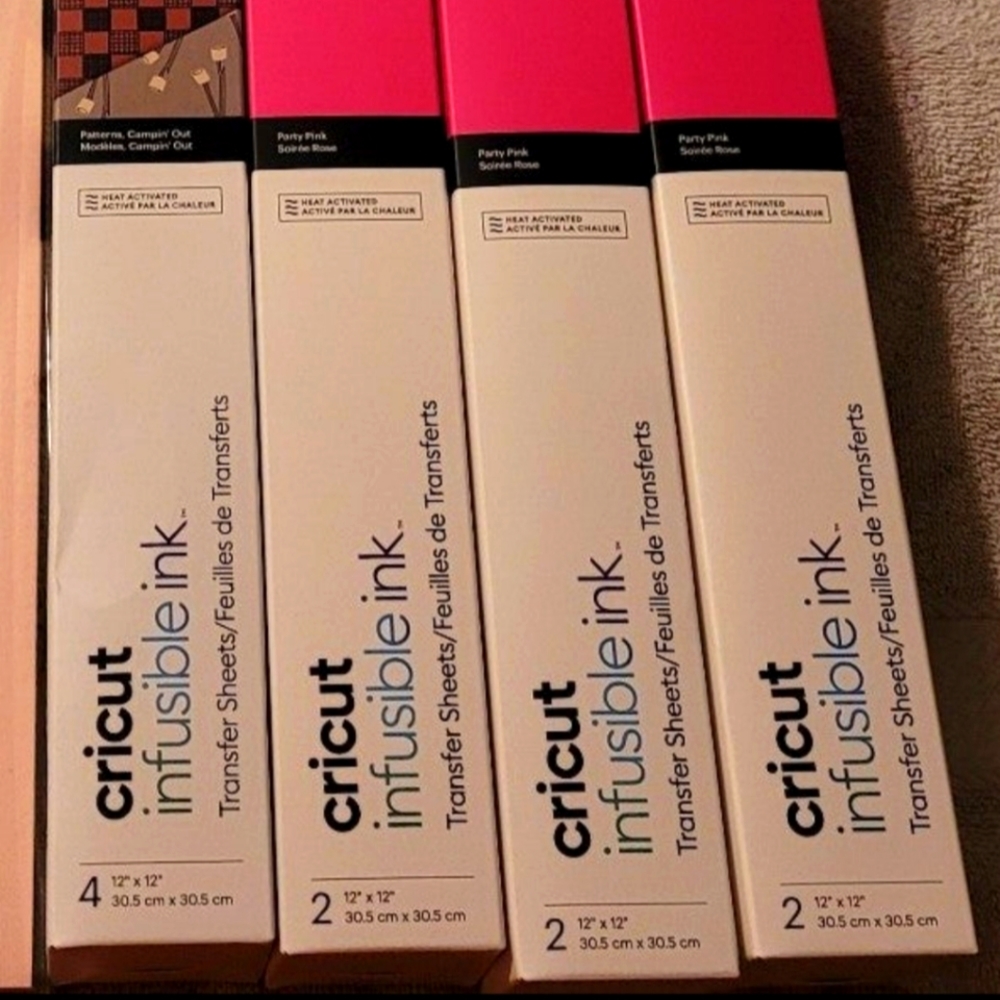 Cricut Crafting Items